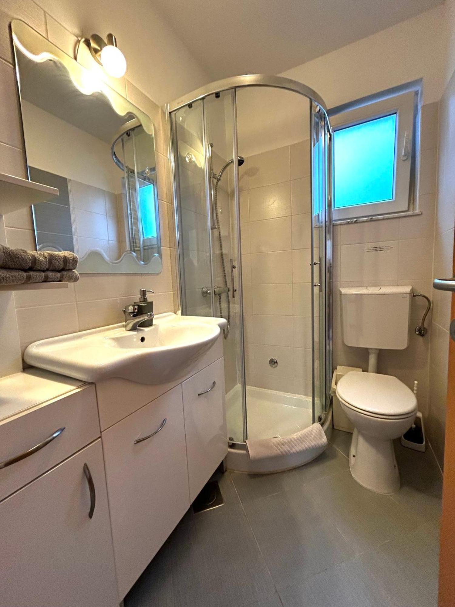 Novigrad Istria Guest House Gloria מראה חיצוני תמונה